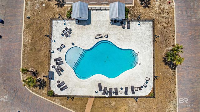 951 W Lagoon Avenue A, Gulf Shores, AL 36542