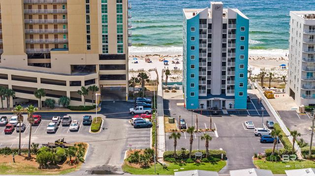 951 W Lagoon Avenue A, Gulf Shores, AL 36542