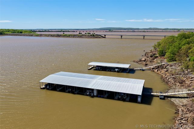 324 Falcon Lane, Eufaula, OK 74432