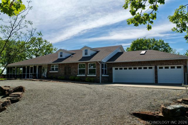 324 Falcon Lane, Eufaula, OK 74432