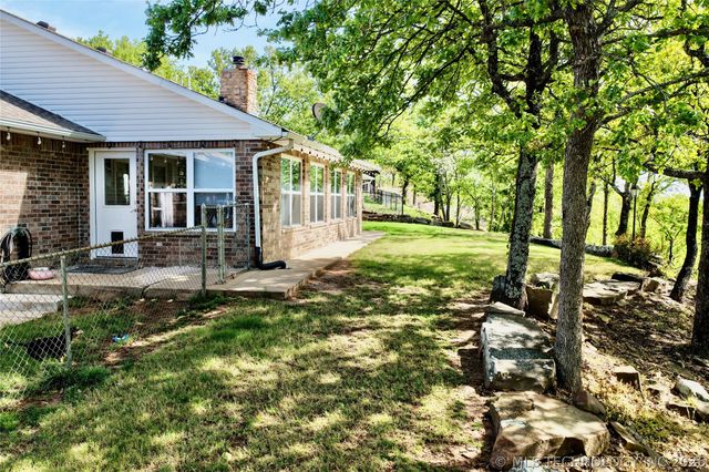 324 Falcon Lane, Eufaula, OK 74432