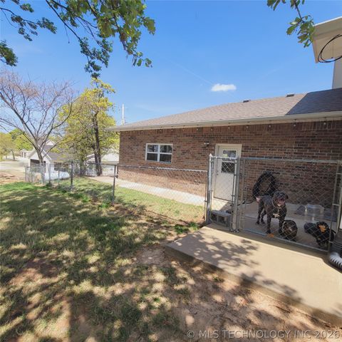 324 Falcon Lane, Eufaula, OK 74432