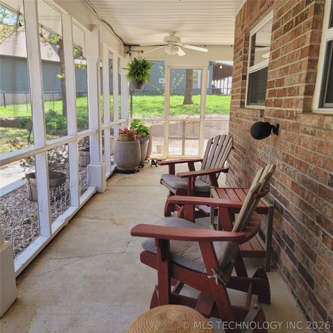 324 Falcon Lane, Eufaula, OK 74432