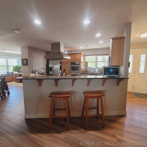 324 Falcon Lane, Eufaula, OK 74432