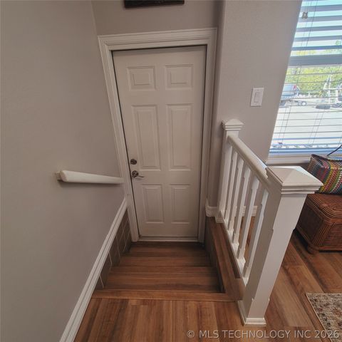 324 Falcon Lane, Eufaula, OK 74432