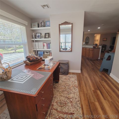 324 Falcon Lane, Eufaula, OK 74432