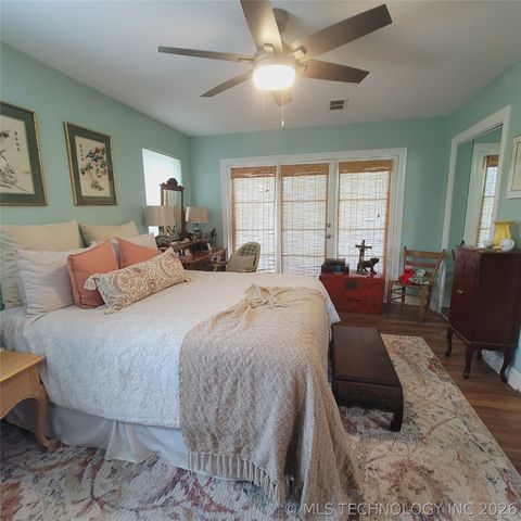 324 Falcon Lane, Eufaula, OK 74432