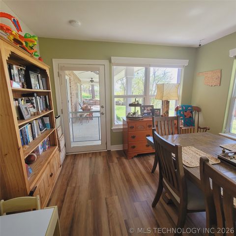 324 Falcon Lane, Eufaula, OK 74432