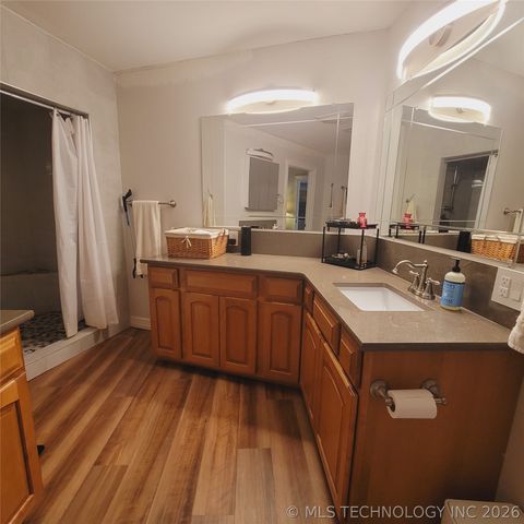 324 Falcon Lane, Eufaula, OK 74432