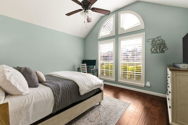 2215 Dallas Drive, Carrollton, TX 75006