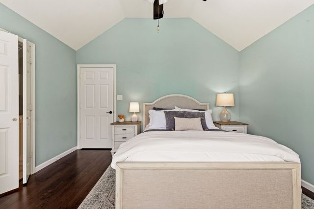2215 Dallas Drive, Carrollton, TX 75006