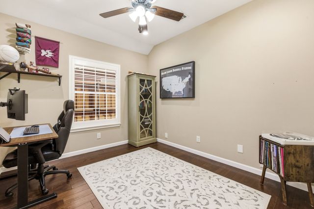 2215 Dallas Drive, Carrollton, TX 75006