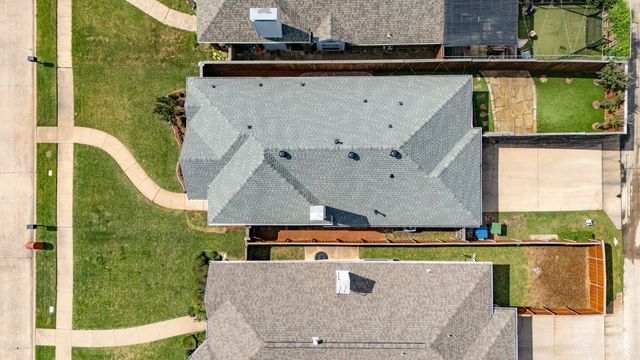 2215 Dallas Drive, Carrollton, TX 75006