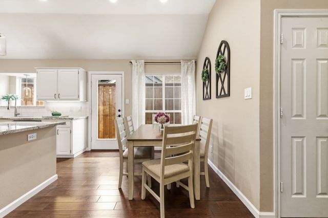 2215 Dallas Drive, Carrollton, TX 75006