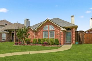 2215 Dallas Drive, Carrollton, TX 75006