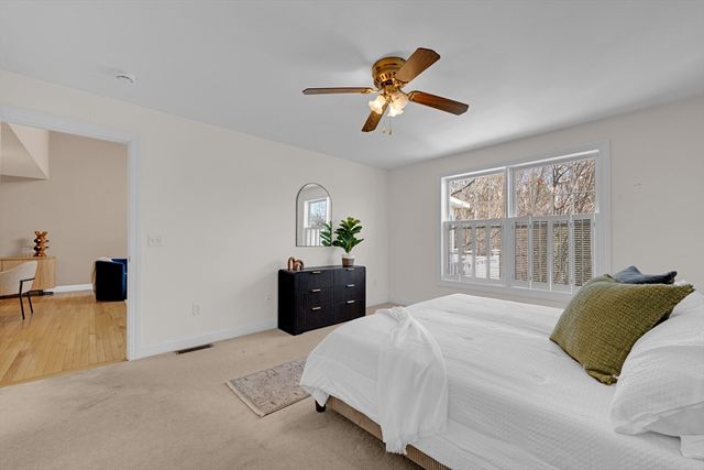 156 Hillside Village Dr 156, West Boylston, MA 01583