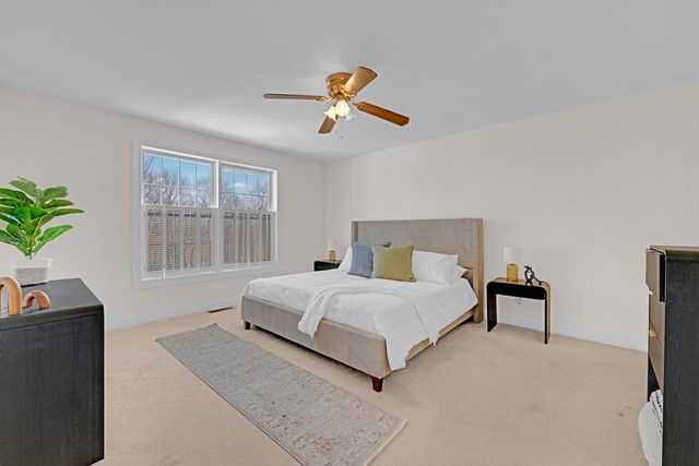 156 Hillside Village Dr 156, West Boylston, MA 01583