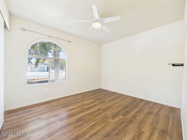 1285 S Lynx Drive, Tucson, AZ 85713