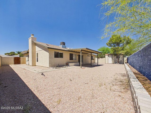 1285 S Lynx Drive, Tucson, AZ 85713