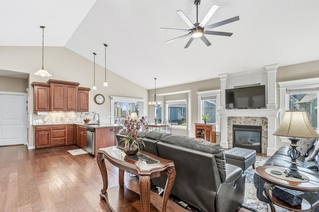 8705 E Scragg St, Wichita, KS 67226