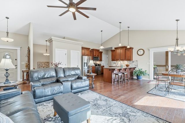 8705 E Scragg St, Wichita, KS 67226