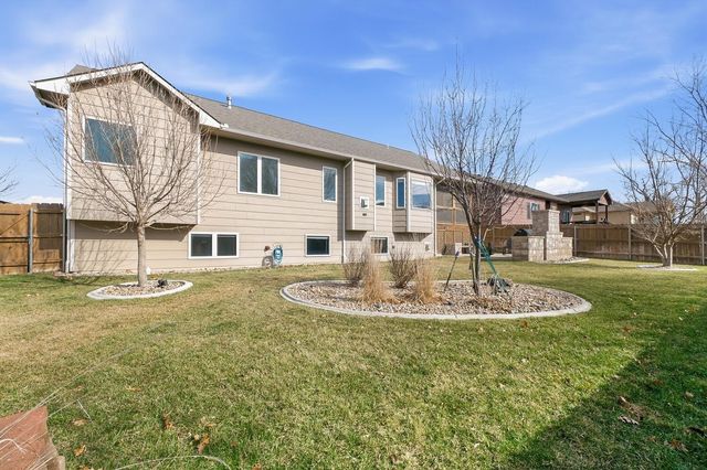 8705 E Scragg St, Wichita, KS 67226