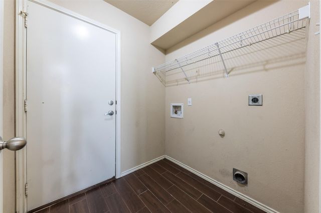 207 Baldwin ST, Hutto, TX 78634