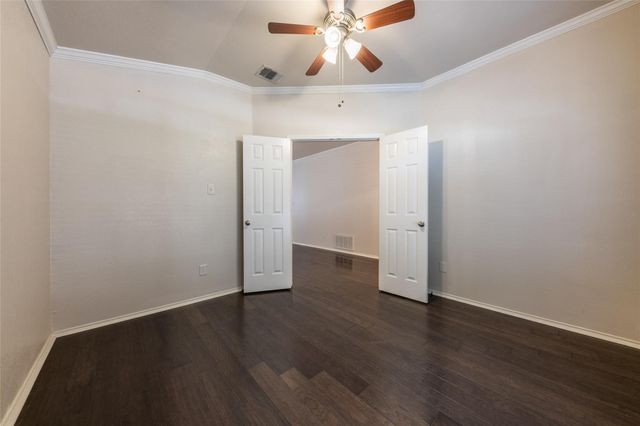 207 Baldwin ST, Hutto, TX 78634