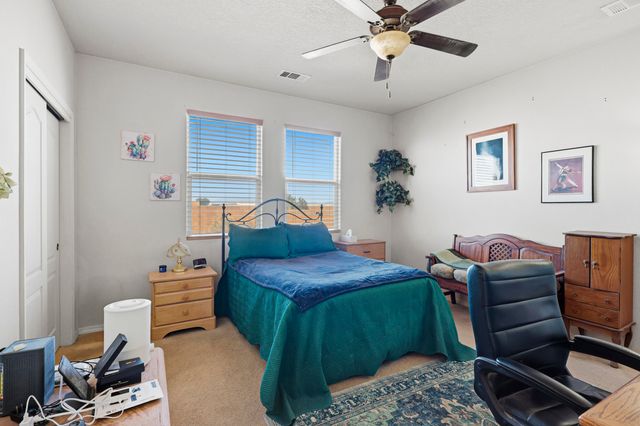 111 Big Sky Avenue SW, Los Lunas, NM 87031