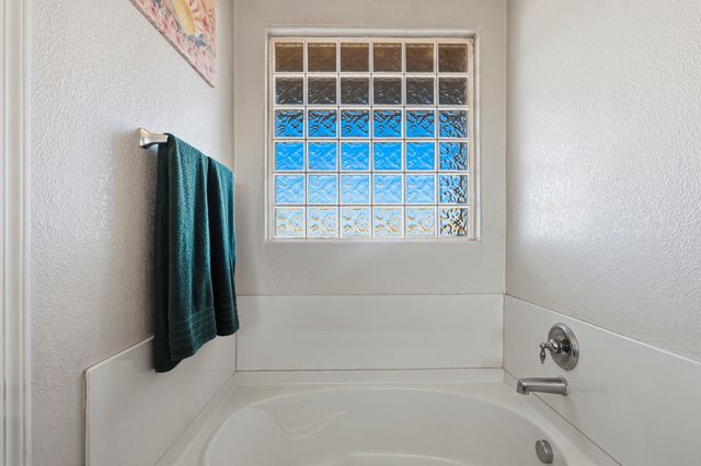 111 Big Sky Avenue SW, Los Lunas, NM 87031