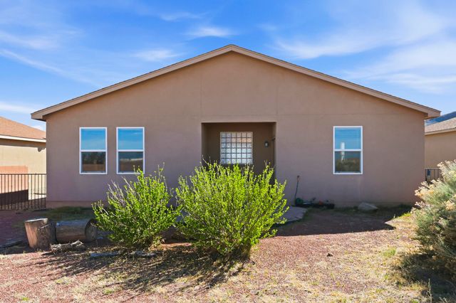 111 Big Sky Avenue SW, Los Lunas, NM 87031