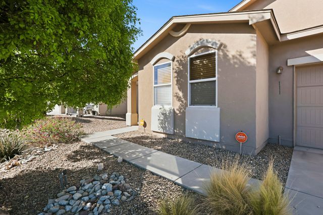 111 Big Sky Avenue SW, Los Lunas, NM 87031