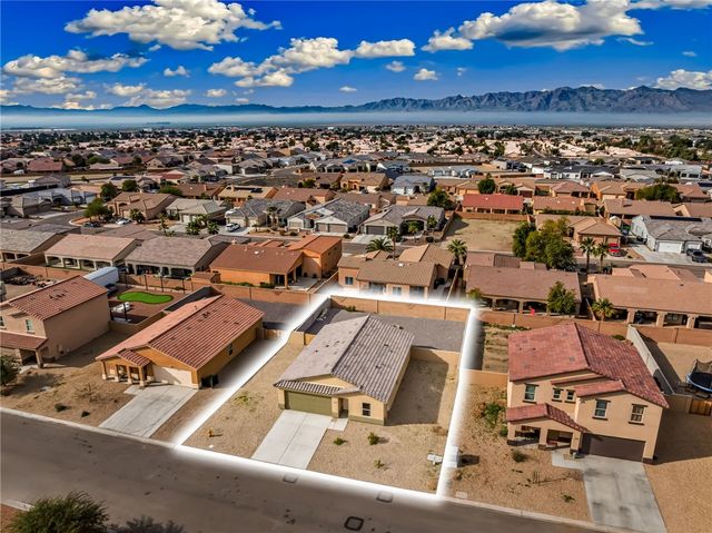 5561 S Glacier Creek Road, Fort Mohave, AZ 86426