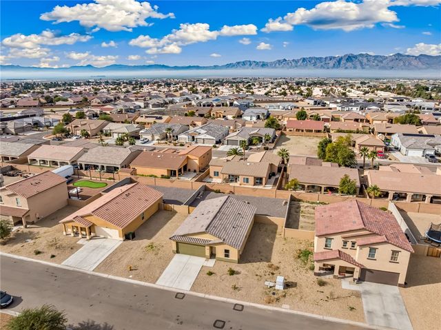 5561 S Glacier Creek Road, Fort Mohave, AZ 86426