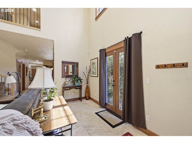 2909 LORD BYRON Pl, Eugene, OR 97408
