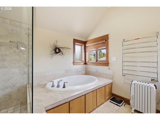 2909 LORD BYRON Pl, Eugene, OR 97408