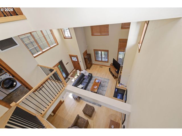 2909 LORD BYRON Pl, Eugene, OR 97408