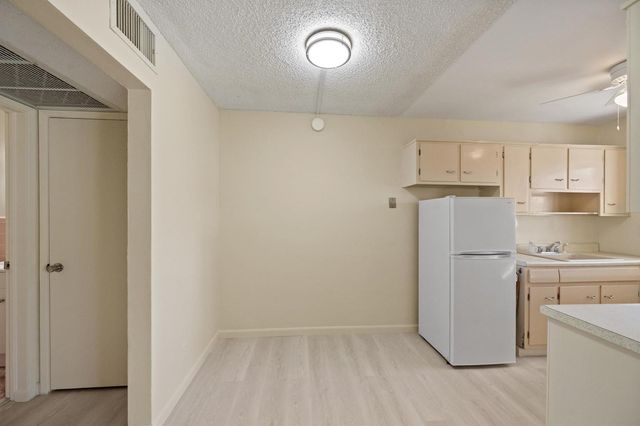 3205 SE 7th Street 206, Pompano Beach, FL 33062