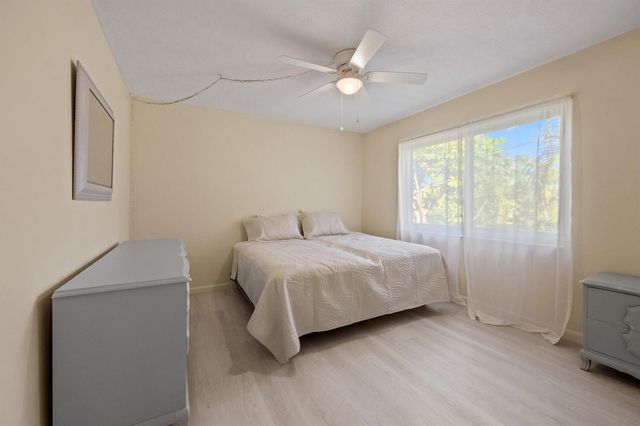 3205 SE 7th Street 206, Pompano Beach, FL 33062