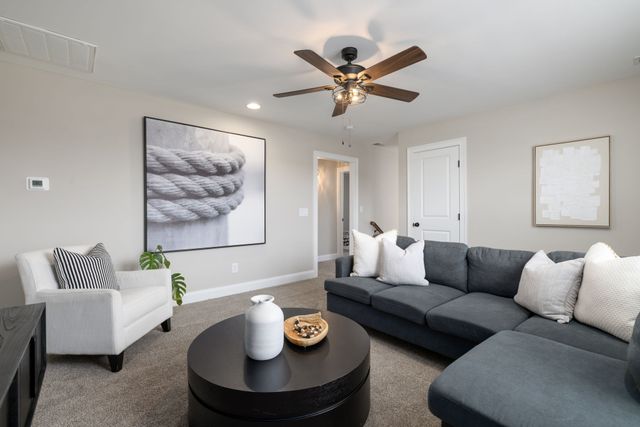 4828 Kintore Dr, Nolensville, TN 37135