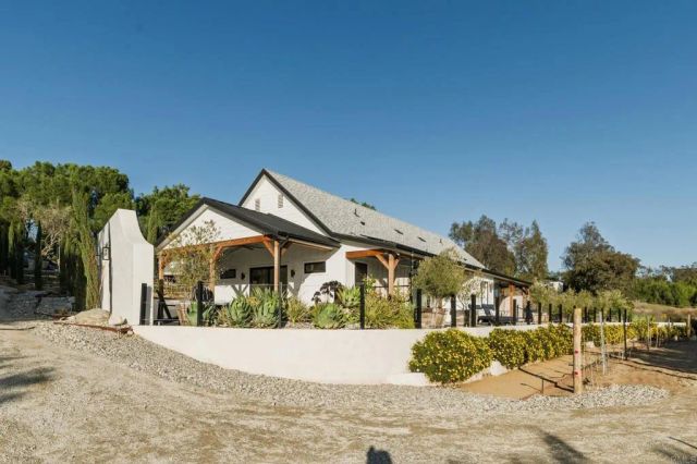 35715 Calle Nopal, Temecula, CA 92592