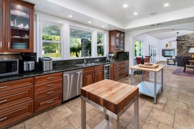 35715 Calle Nopal, Temecula, CA 92592