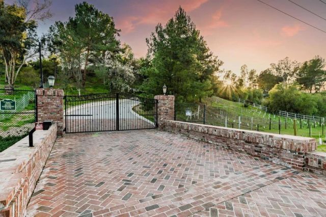 35715 Calle Nopal, Temecula, CA 92592