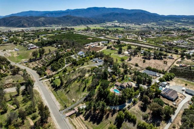 35715 Calle Nopal, Temecula, CA 92592