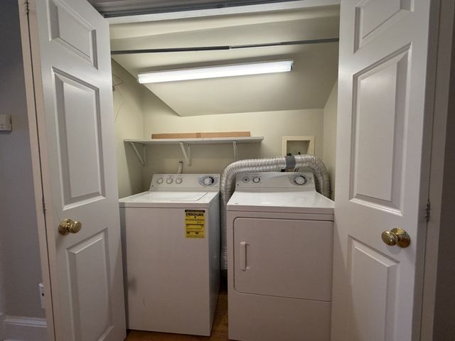 2 Holton St 2B, Medford, MA 02155