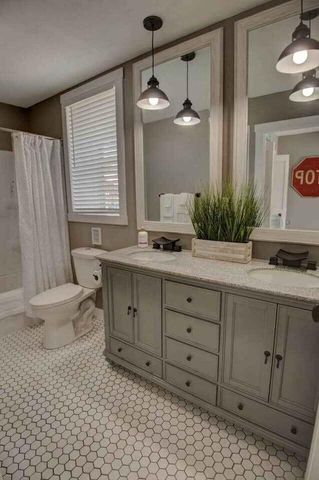 570 Main STREET, Dakota, MN 55925