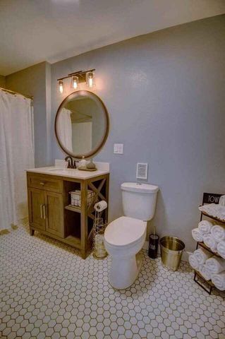 570 Main STREET, Dakota, MN 55925