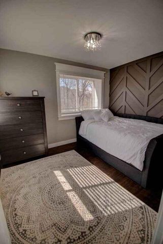 570 Main STREET, Dakota, MN 55925