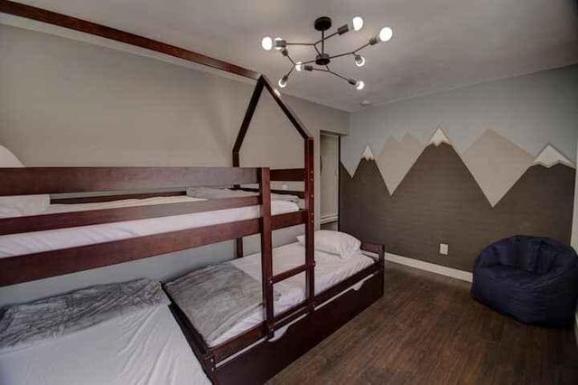 570 Main STREET, Dakota, MN 55925