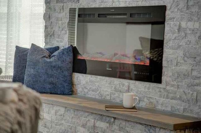 570 Main STREET, Dakota, MN 55925